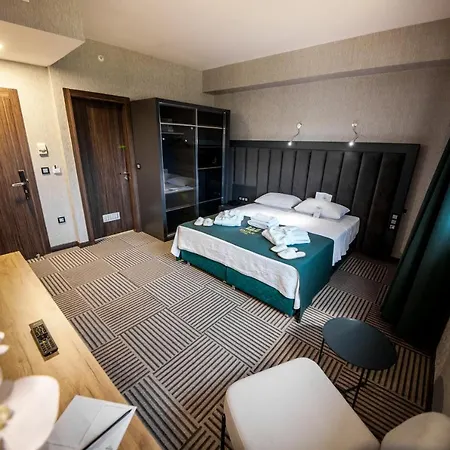 Qayser Deluxe 4*